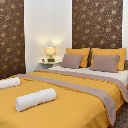 Tiszavirag Appartamento *
